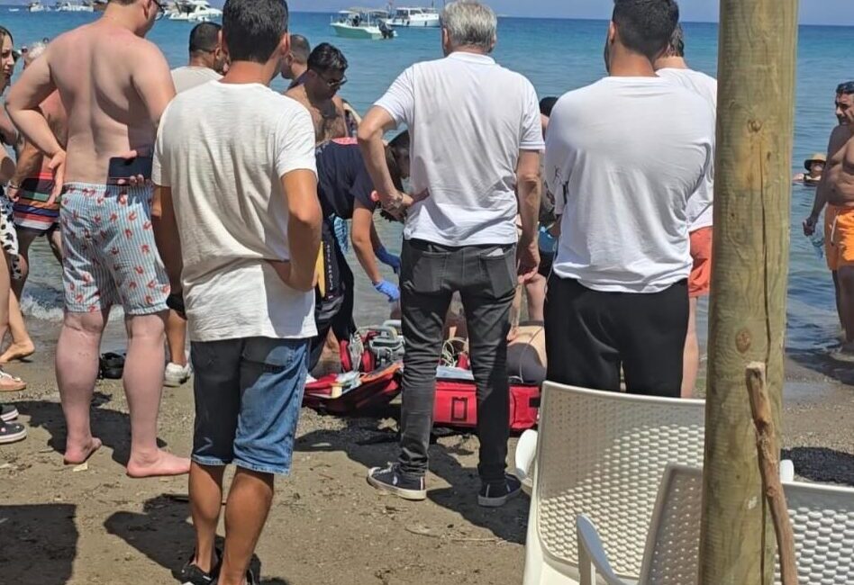 MUĞLA (AA) – Muğla'nın Datça ilçesinde, denizde fenalaşan kişi hastaneye