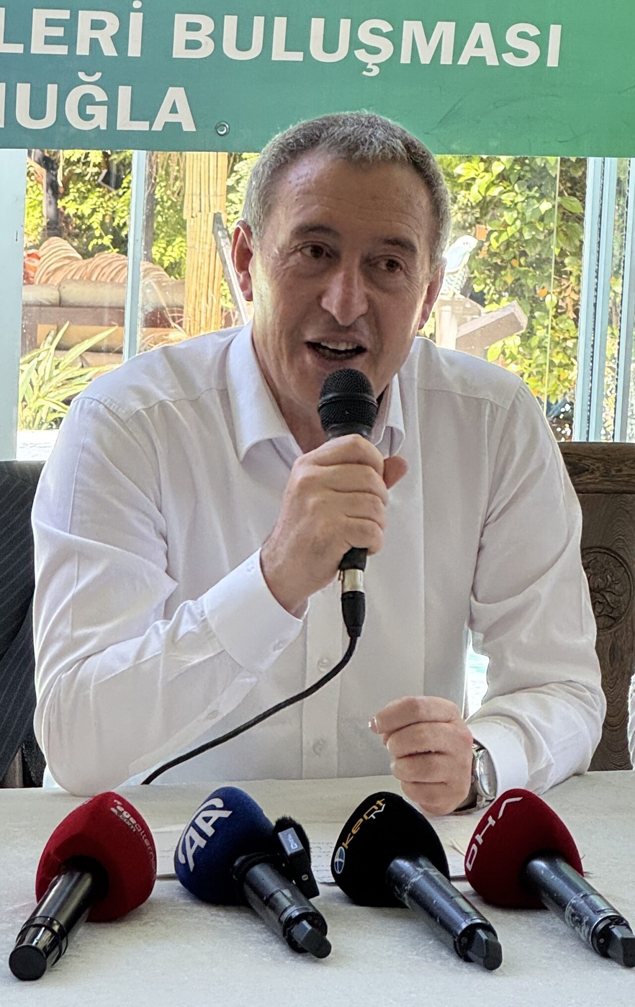 MUĞLA (AA) – DEM Parti Eş Genel Başkanı Tuncer Bakırhan,