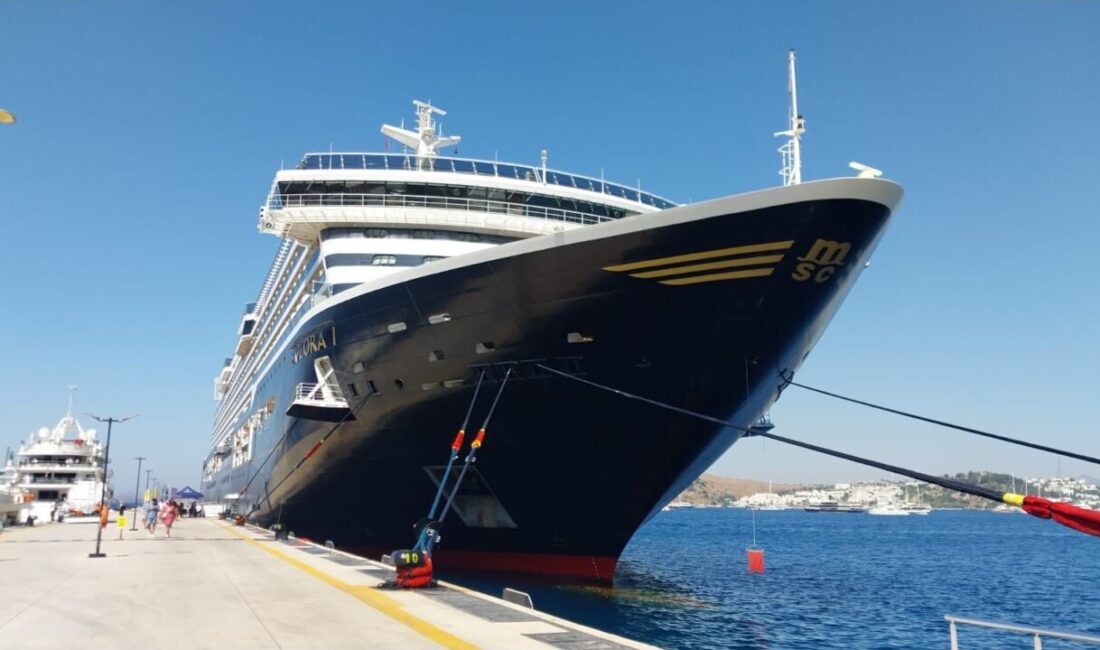 MUĞLA (AA) – Muğla'nın Bodrum ilçesine "Explora I" isimli kruvaziyerle
