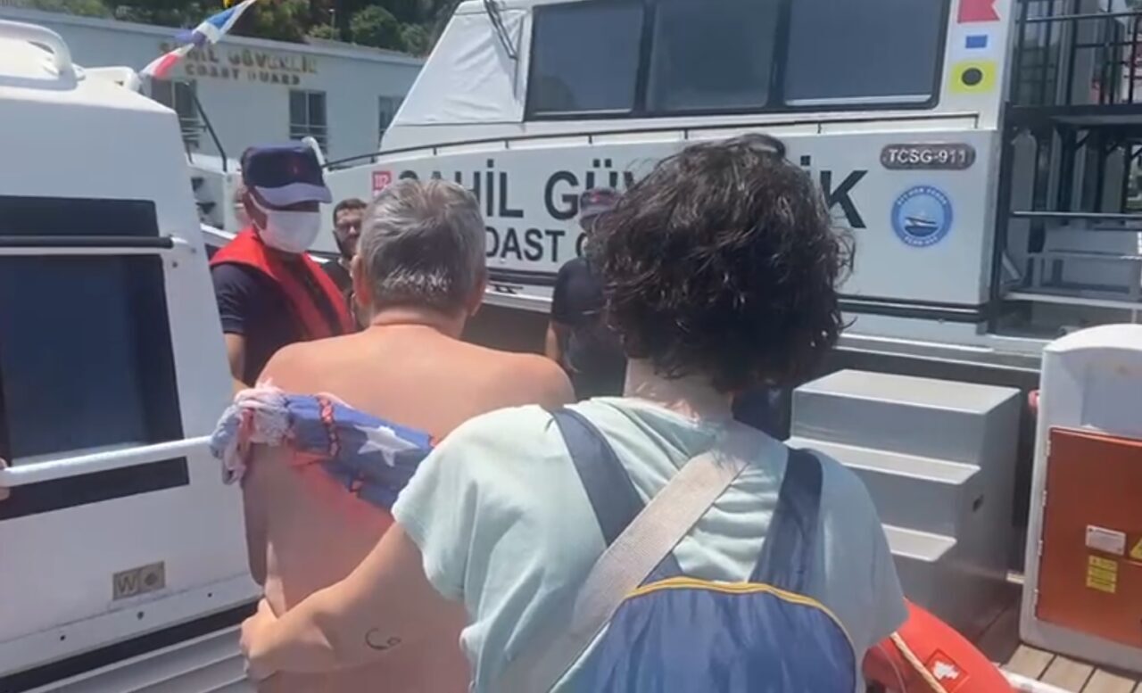 MUĞLA (AA) – Muğla'nın Fethiye ilçesi açıklarında gezi teknesinde yaralanan
