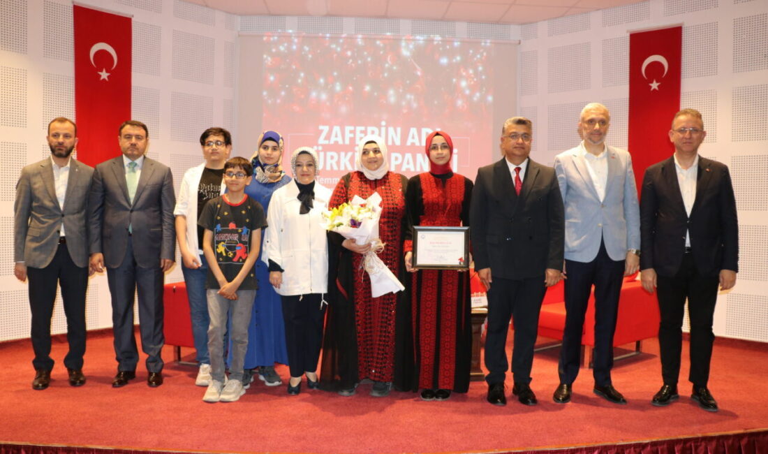 - Alaa Zaaroura:
- "Bu üniversite bana sadece kimya formüllerini değil,