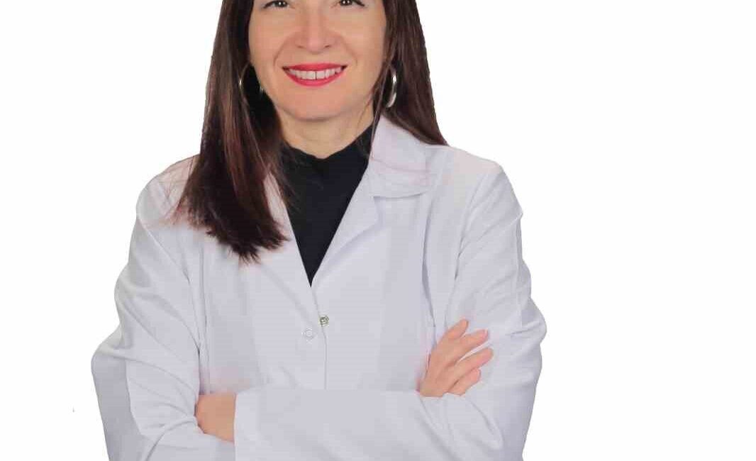 Kadın hastalıkları ve doğum uzmanı Seda Deniz Işıklar, gebelikte karın
