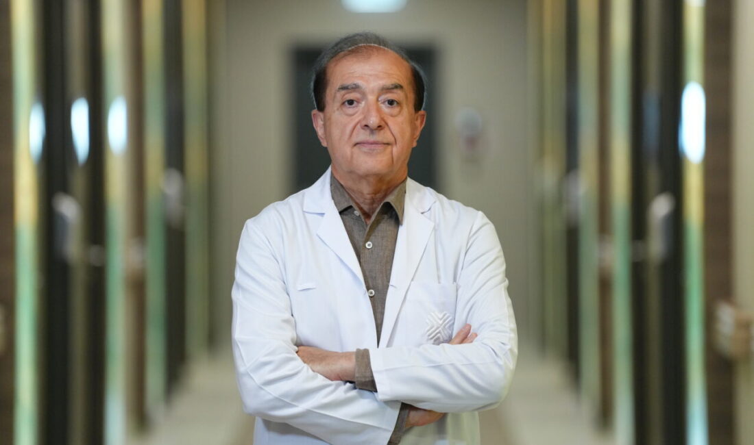 - Medipol Mega Üniversite Hastanesi Gastroenteroloji Uzmanı Prof. Dr. Vedat