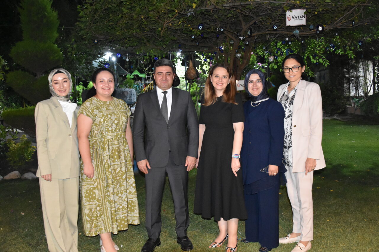 İZMİR (AA) – İzmir'in Kemalpaşa ilçesinde başka illere tayinleri çıkan