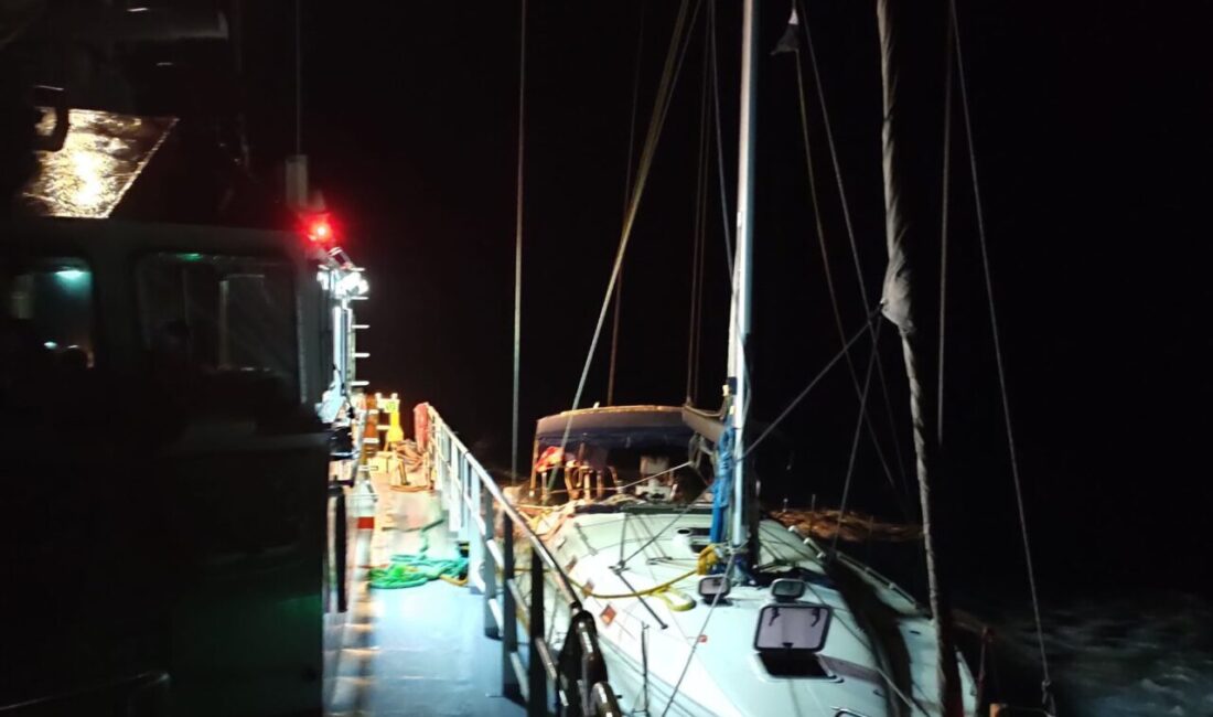 MUĞLA (AA) – Muğla'nın Köyceğiz ilçesi açıklarında sürüklenen teknedeki 6
