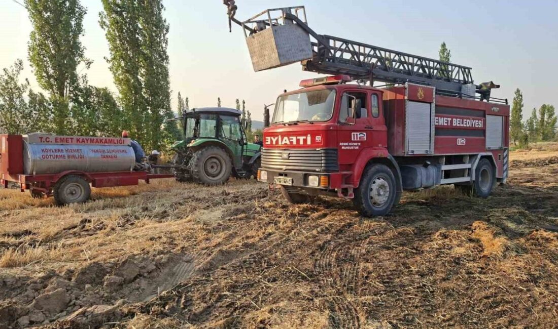 Kütahya’da balya makinesi sebebiyle çıkan yangında, 8 dönüm arazi ve
