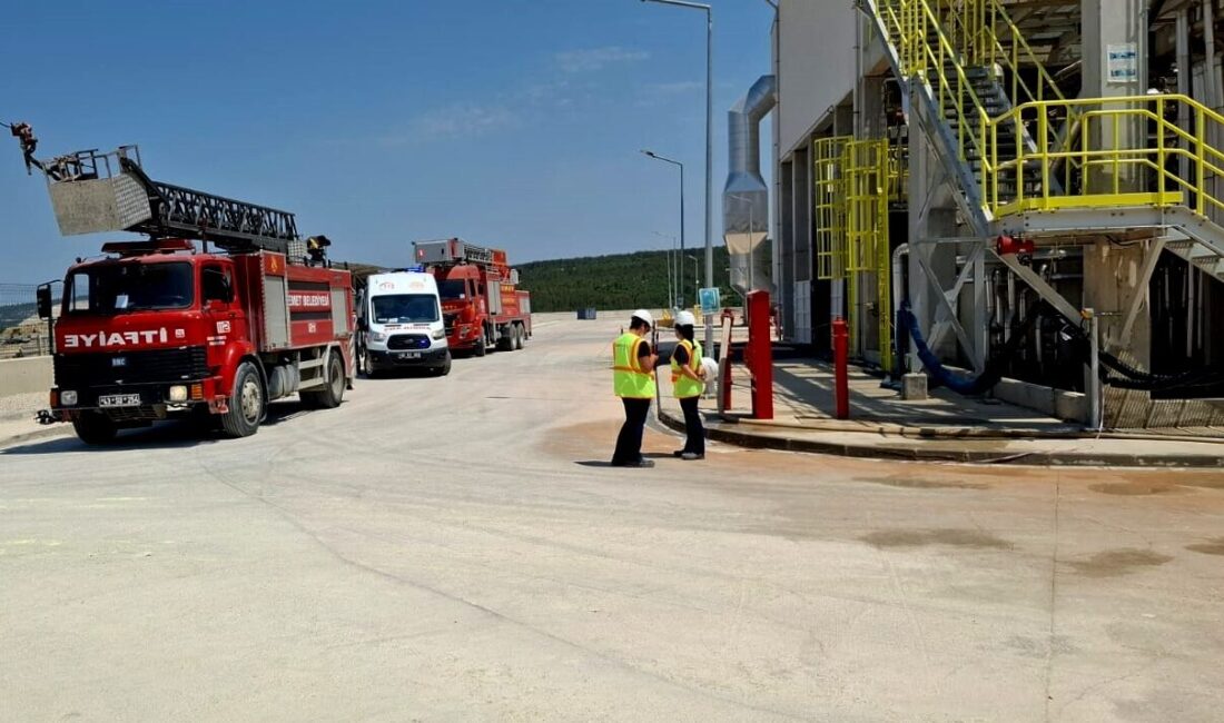 KÜTAHYA (AA) – Kütahya'nın Emet ilçesinde borik asit fabrikasında çıkan
