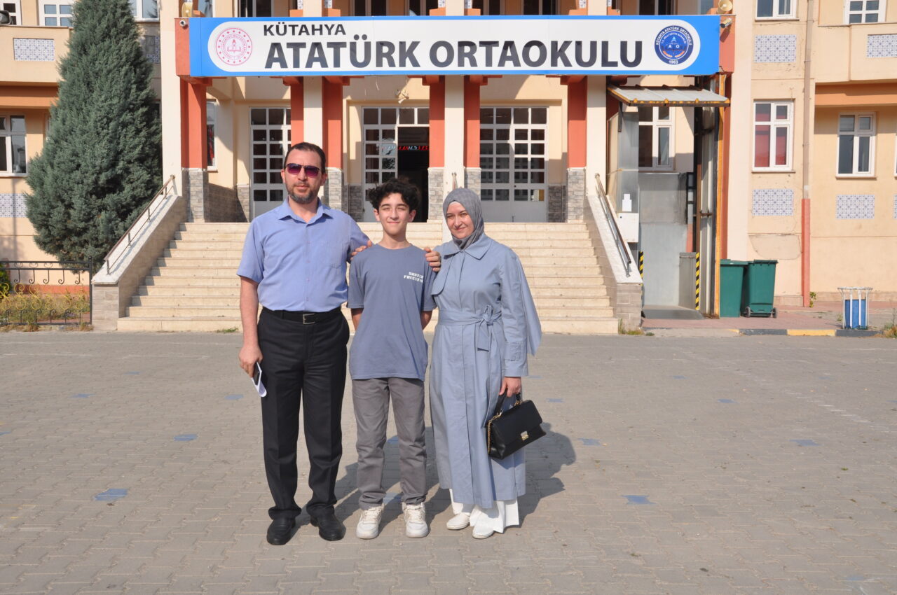 KÜTAHYA (AA) – Kütahya'da Liselere Geçiş Sınavında (LGS) 500 tam