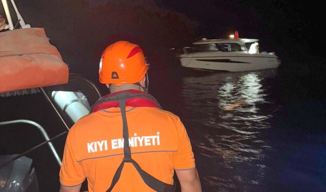 MUĞLA (AA) – Muğla'nın Marmaris ilçesi açıklarında sürüklenen ve içinde