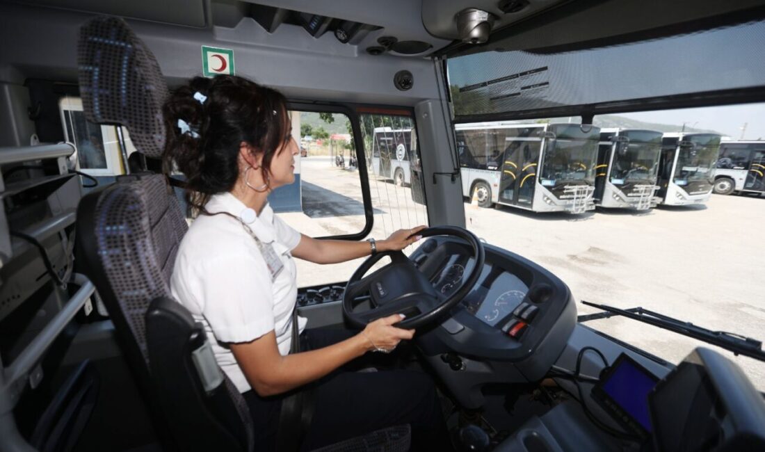 MUĞLA (AA) – Muğla'da şehir içi toplu taşımada görev yapan