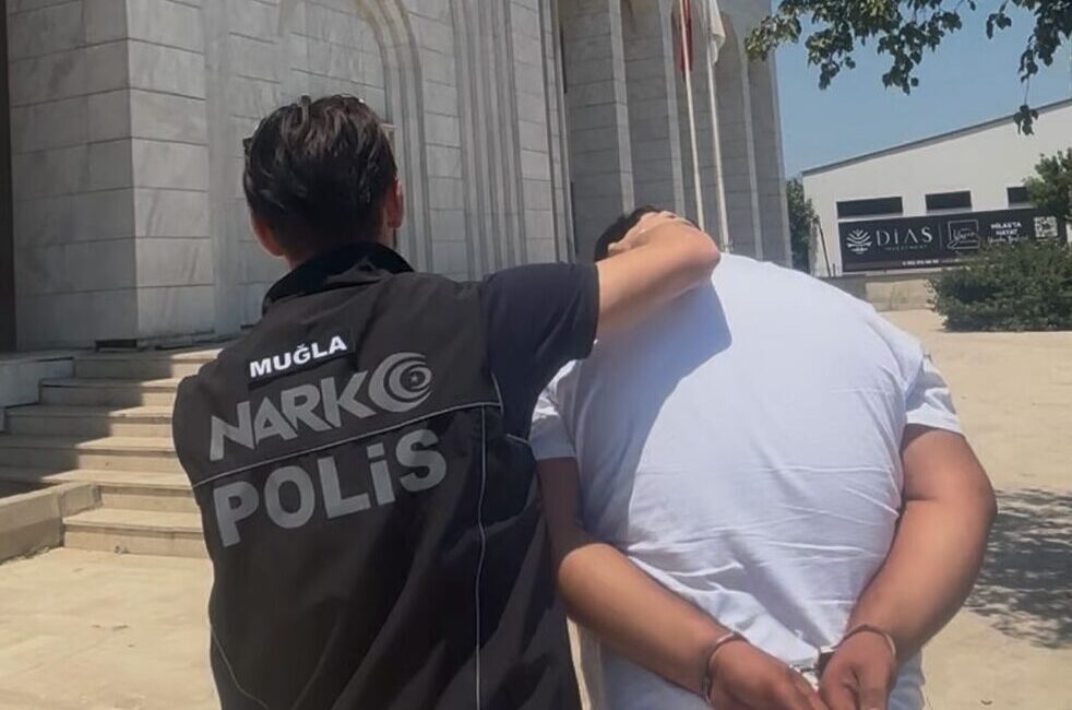 MUĞLA (AA) – Muğla'da düzenlenen uyuşturucu operasyonunda yakalanan 29 şüpheliden
