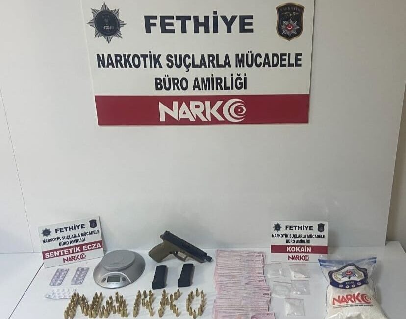 MUĞLA (AA) – Muğla'nın Fethiye ve Marmaris ilçelerinde uyuşturucu ticareti