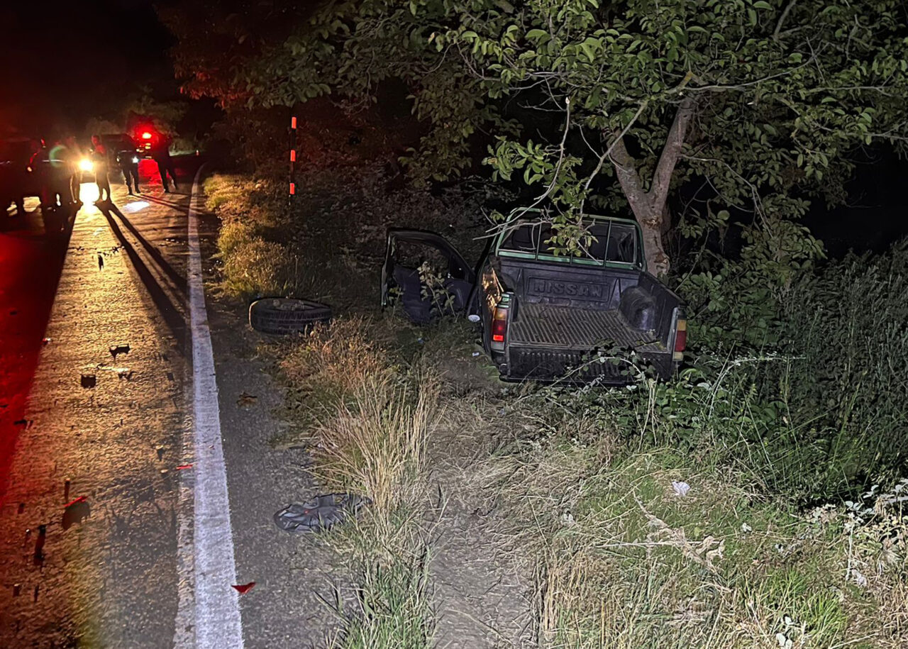 İZMİR (AA) – İzmir'in Ödemiş ilçesinde kamyonet ile otomobilin çarpıştığı