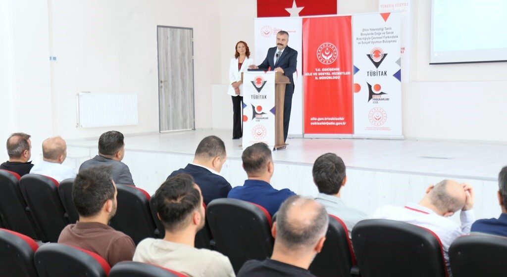 Eskişehir’de ’TÜBİTAK 4008-Zihin Yetersizliği Tanılı Bireylerde Doğa ve Sanat Aracılığıyla