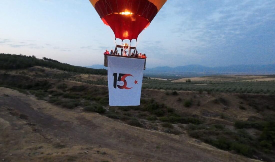 DENİZLİ (AA) – Pamukkale'de, 15 Temmuz Demokrasi ve Milli Birlik