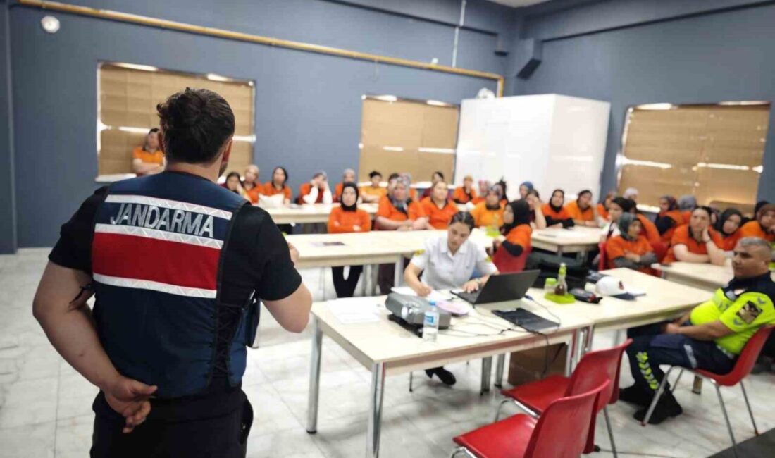 Eskişehir’de jandarma ekiplerince, bir sanayi işletmesindeki firma çalışanlarına başta kadına
