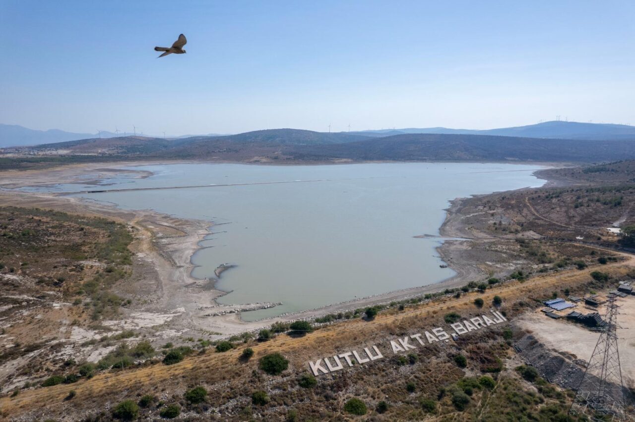 İZMİR (AA) – Türkiye'nin en önemli turizm merkezlerinden İzmir'in Çeşme