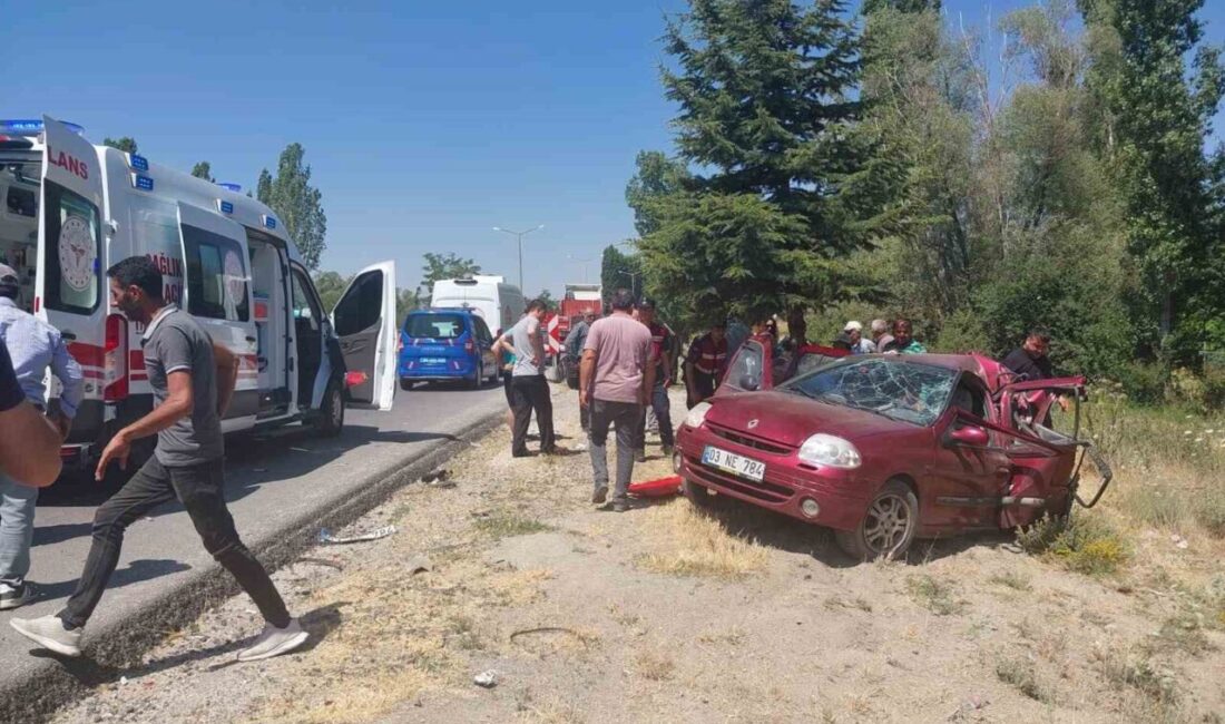 Afyonkarahisar’da tırın otomobile çarptığı kazada 77 yasindaki şahıs hayatını kaybederken,