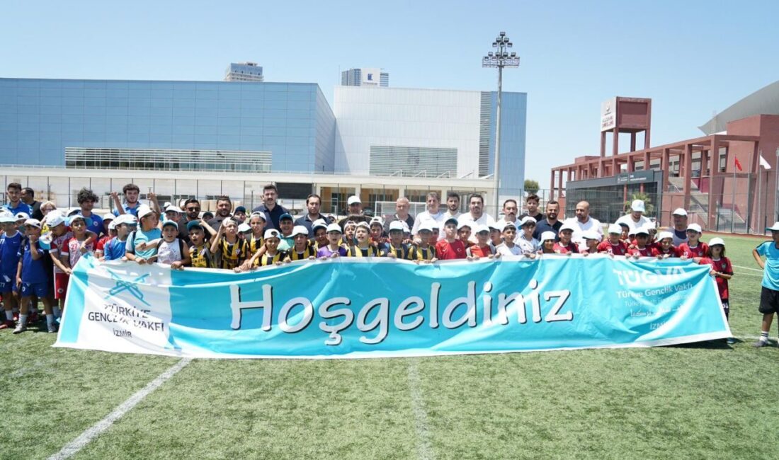 İZMİR (AA) – Türkiye Gençlik Vakfı (TÜGVA) İzmir İl Temsilciliği