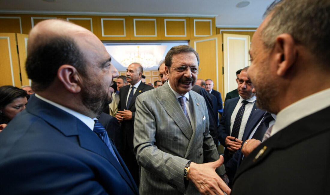 - TOBB Başkanı Rifat Hisarcıklıoğlu:
- "Suriye'deki normalleşme sürecini memnuniyetle takip
