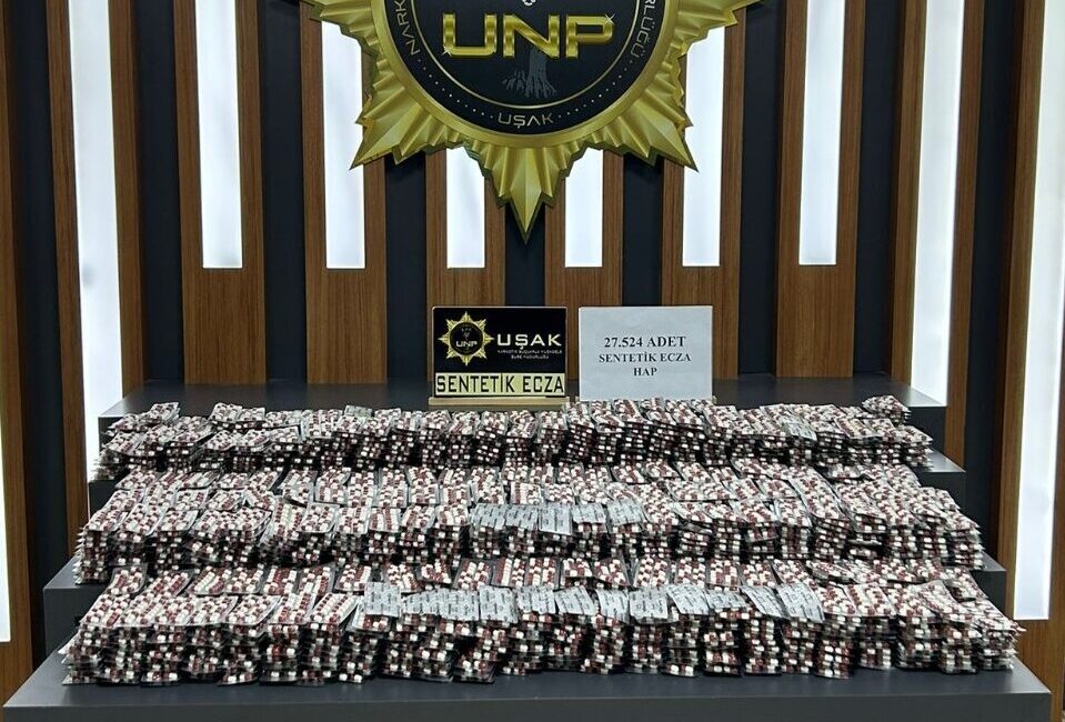 UŞAK (AA) – Uşak'ta düzenlenen uyuşturucu operasyonunda gözaltına alınan şüpheli