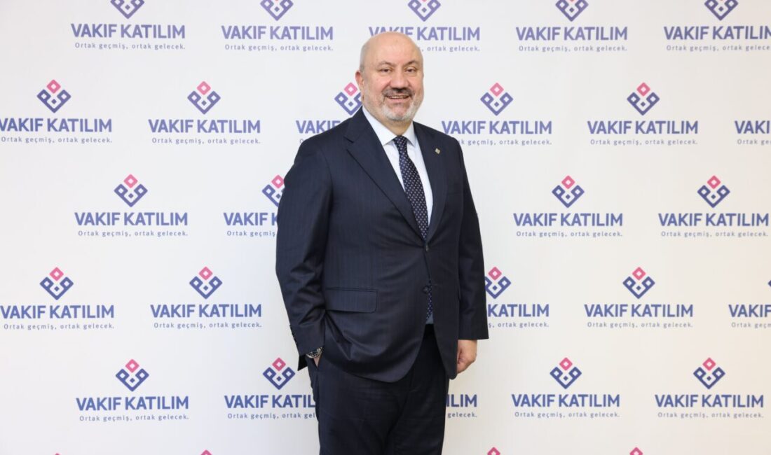 - Vakıf Katılım Genel Müdürü Mehmet Ali Akben:
- "İhracatı önceleyen