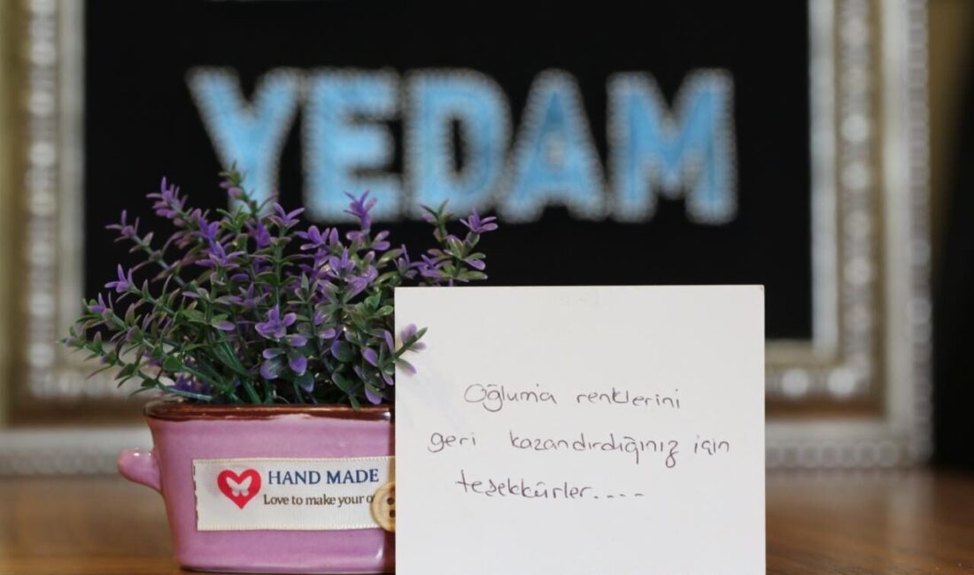 KONYA (AA) – Yeşilay Danışmanlık Merkezi'nin (YEDAM) danışma hattına gelen