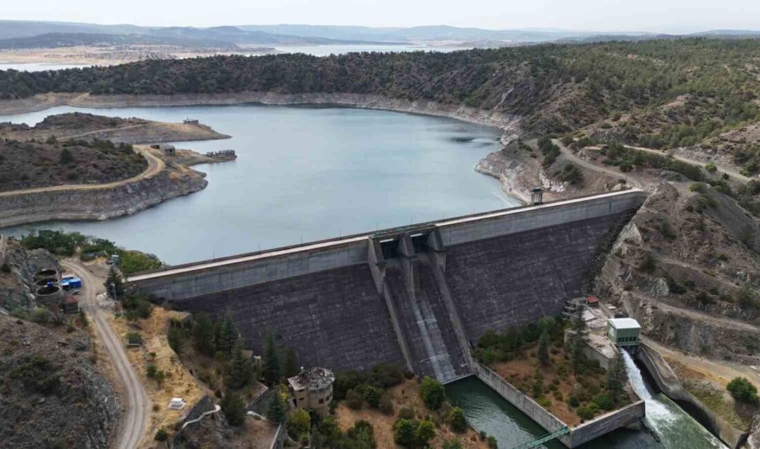 Eskişehir’in su ihtiyacının büyük oranda karşılayan Porsuk Barajı’da 454 milyon