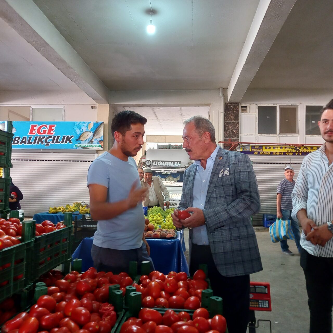 DENİZLİ (AA) – AK Parti Denizli milletvekilleri, Kale ilçesinde çeşitli
