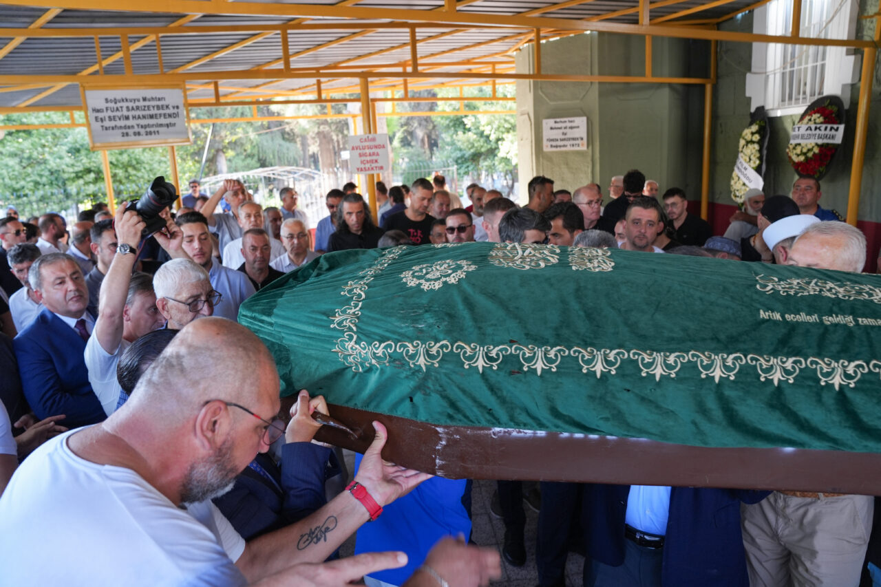 İZMİR (AA) – Balıkesir'in Sındırgı ilçesinde dün meydana gelen 6,1