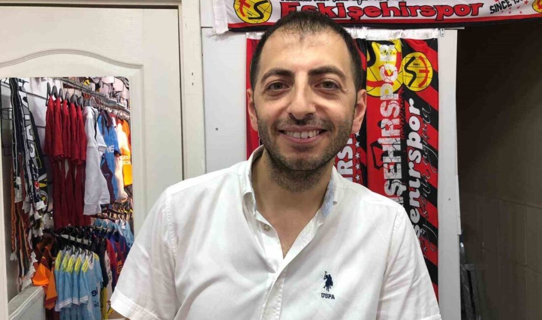 Eskişehir’de uzun süre bankacılık sektöründe çalışan Ömer Karanfil, ani bir