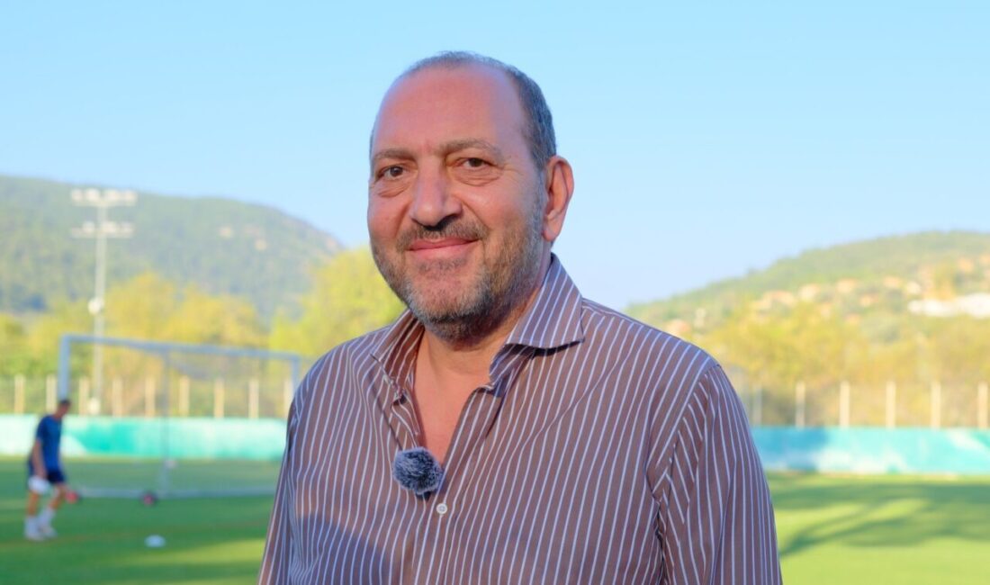 - Teknik direktör Burhan Eşer:
- "Daha önce burada şampiyonluk yaşadık.