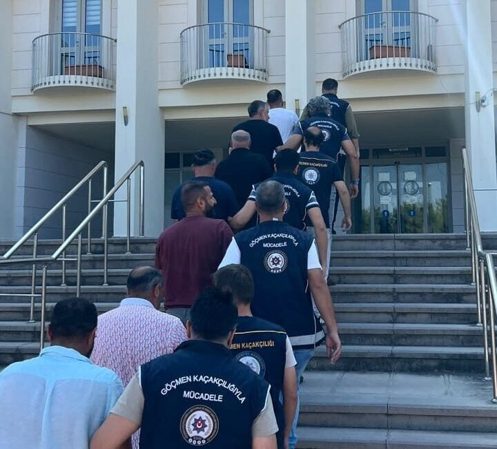 MUĞLA (AA) – Muğla'nın Bodrum ilçesinde göçmen kaçakçılığı iddiasıyla gözaltına
