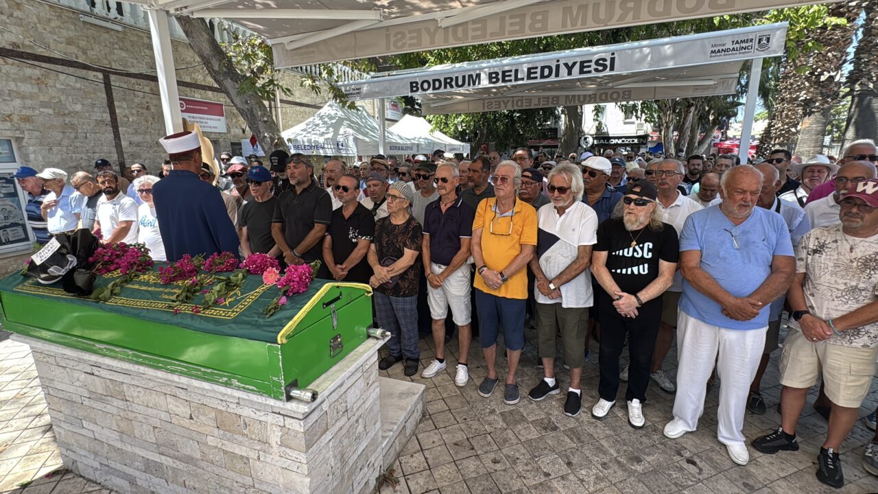 - Alagöz'ün cenazesi tören yapılmak ve defnedilmek üzere İstanbul'a gönderildi
