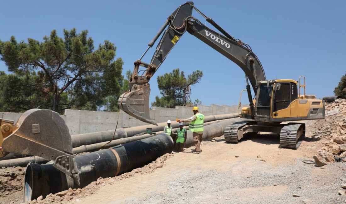 MUĞLA (AA) – Bodrum ilçesinde patlayan isale hatlarının belediye ekiplerince