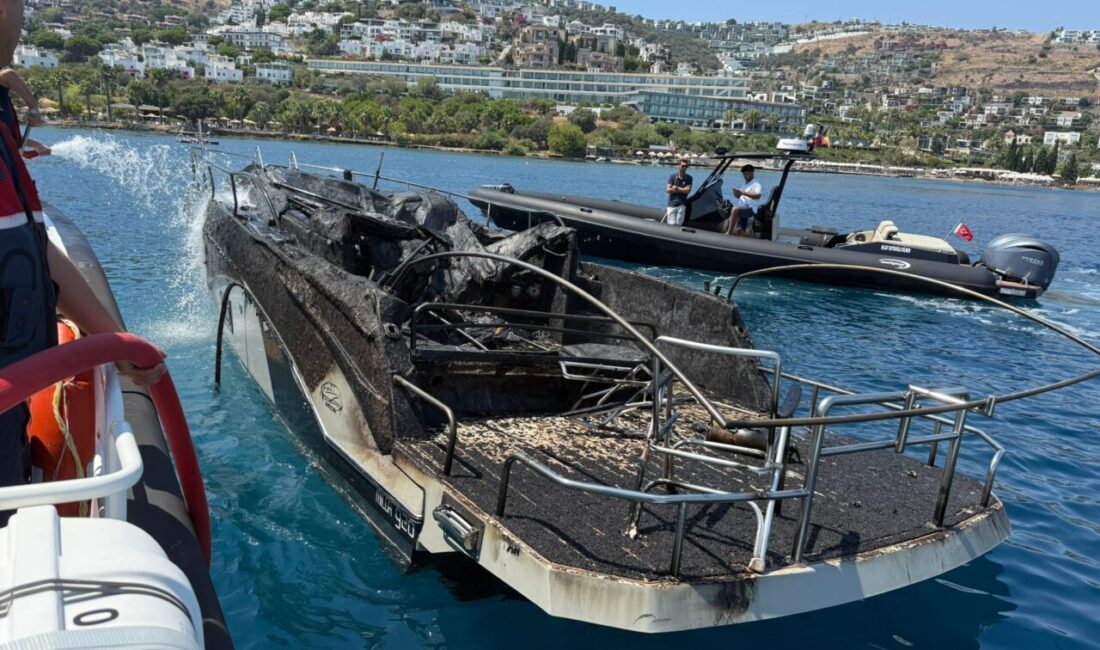 MUĞLA (AA) – Muğla'nın Bodrum ilçesinde, teknede çıkan yangın hasara