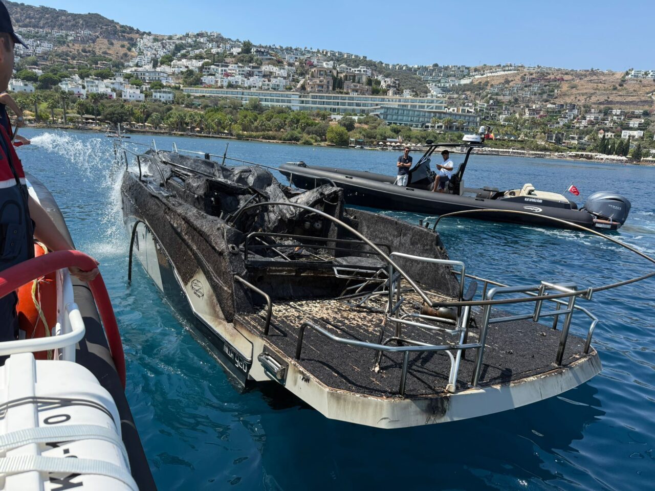 MUĞLA (AA) – Muğla'nın Bodrum ilçesinde, teknede çıkan yangın hasara