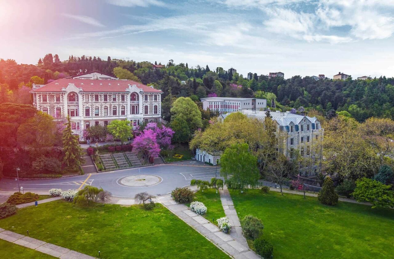 - Boğaziçi Üniversitesi Rektörü Prof. Dr. Naci İnci:
- "Boğaziçi Üniversitesi