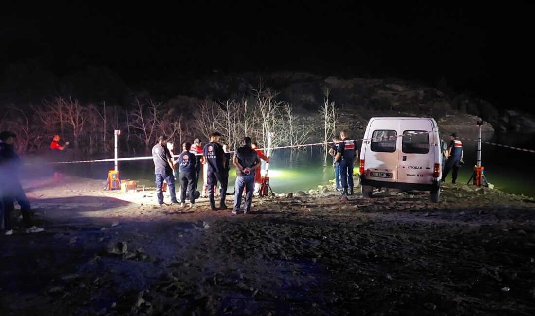 - Kocasını kurtarmak için gölete atlayan kadın balıkçılar tarafından kurtarıldı
