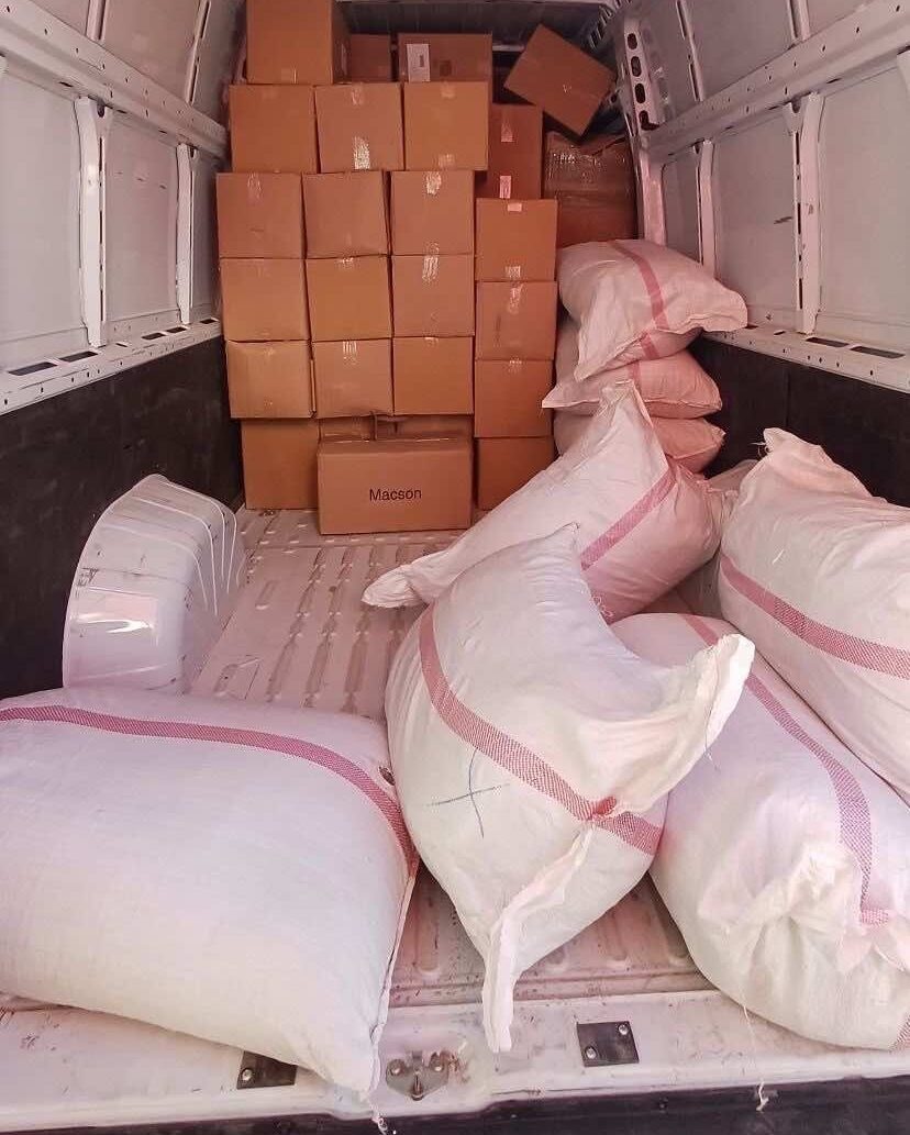 İZMİR (AA) – İzmir'in Torbalı ilçesinde düzenlenen kaçakçılık operasyonunda 4