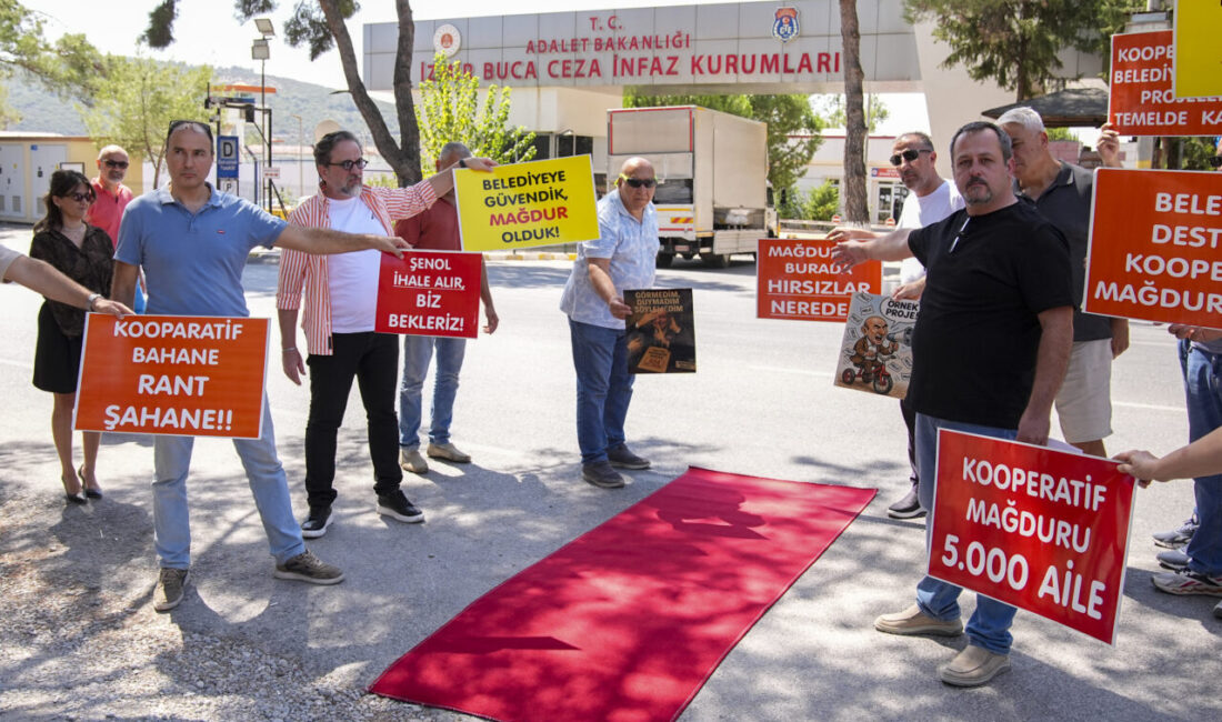 İZMİR (AA) – İzmir Büyükşehir Belediyesinin başlattığı konut projeleri ilerlemediği