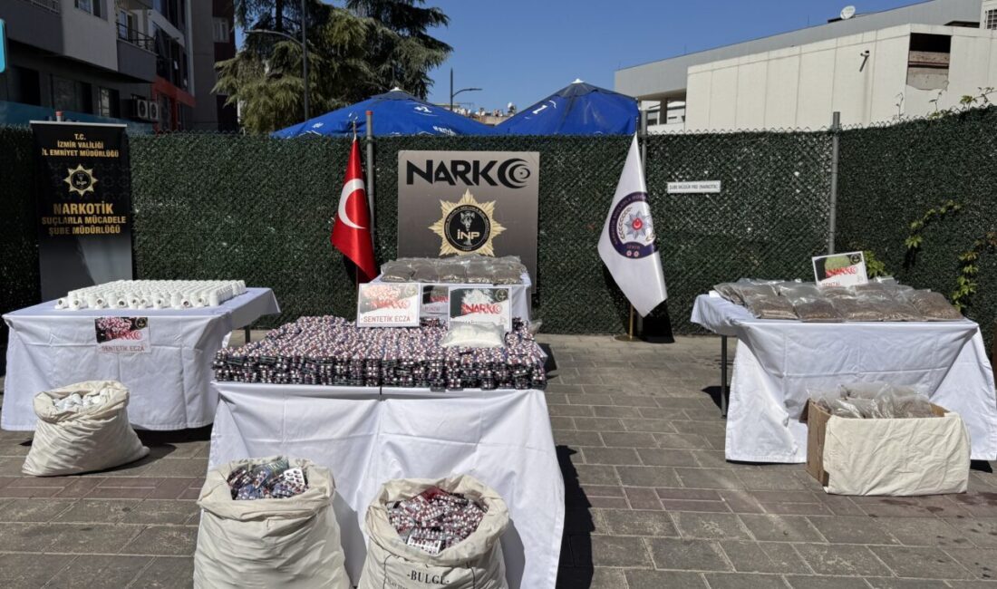 İZMİR (AA) – İzmir'de düzenlenen uyuşturucu operasyonlarında gözaltına alınan 228