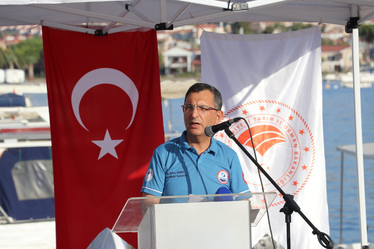 İZMİR (AA) – İzmirli balıkçılar yaklaşık 5 ay süren aranın