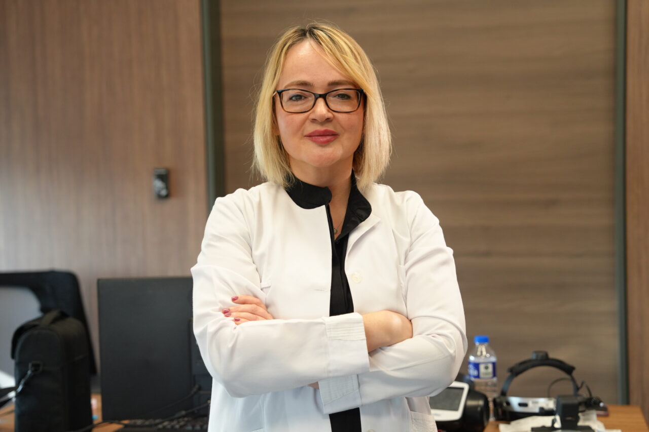 - Medipol Mega Üniversite Hastanesi Göz Sağlığı ve Hastalıkları Bölümü'nden