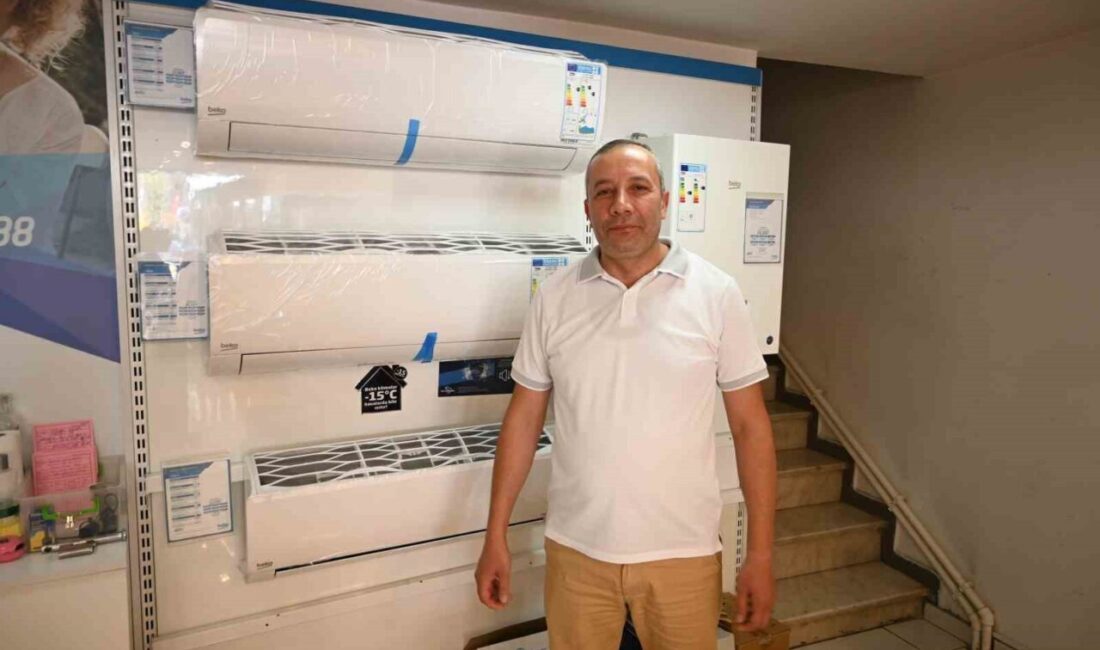 Eskişehir’de esnaf olan Mustafa Çetin, klima alışverişlerinde enerji sınıfının A++