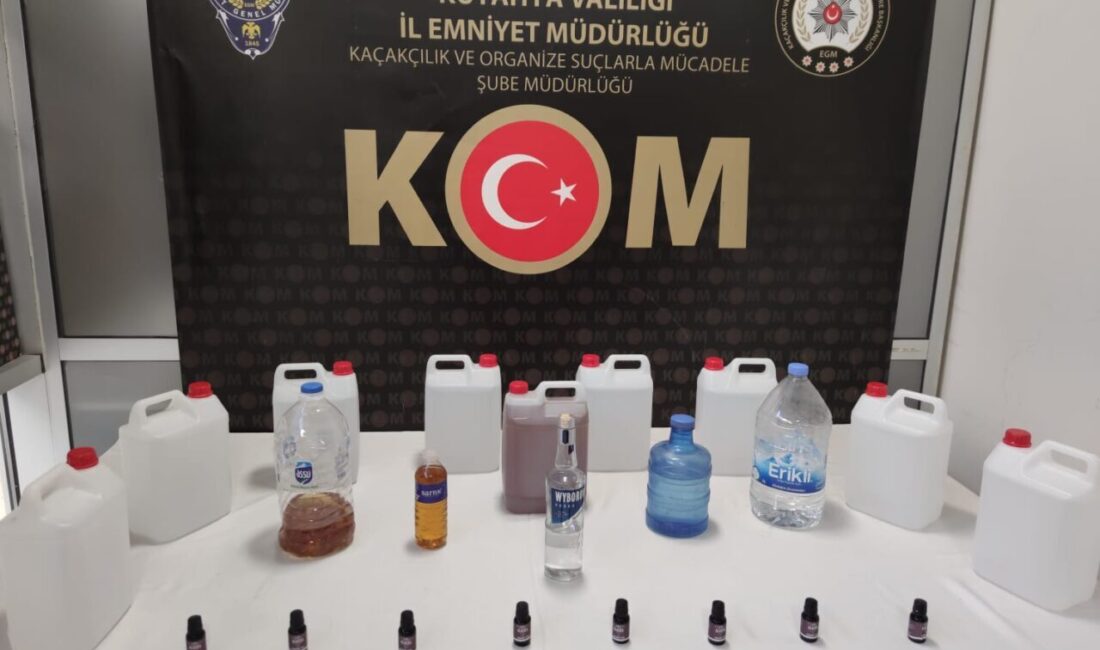 KÜTAHYA (AA) – Kütahya'da sahte içki üretip, sattığı iddia edilen