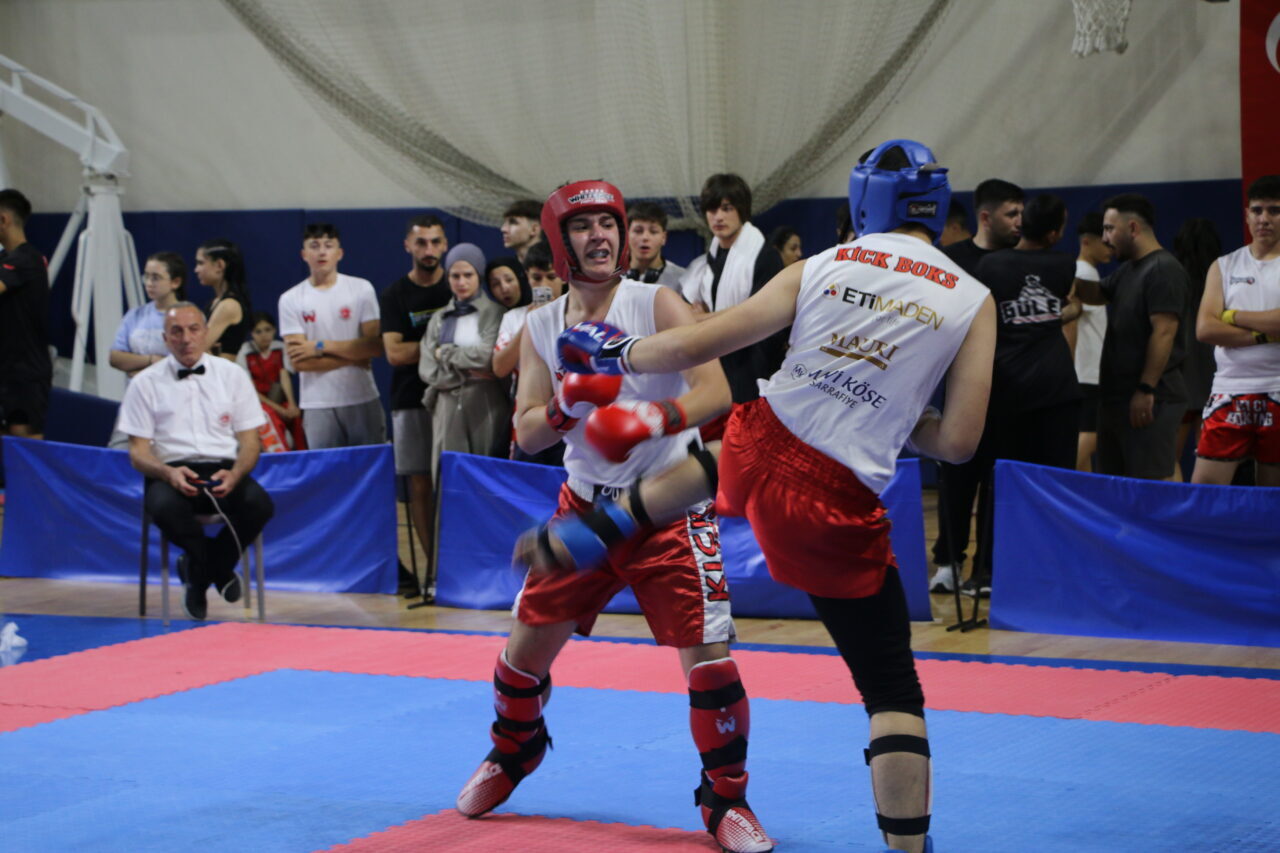 KÜTAHYA (AA) – Kütahya'da, Zafer Kupası Kick Boks Turnuvası 20