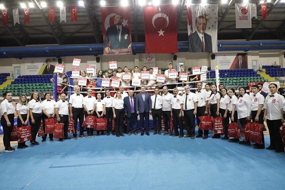 Kütahya Belediyespor Kulübü, Kütahya’da gerçekleştirilen Geleneksel 17. İller Arası Zafer