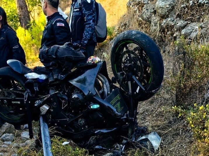 MUĞLA (AA) – Muğla'nın Fethiye ilçesinde motosikletin devrilmesi sonucu 1