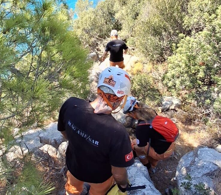 MUĞLA (AA) – Muğla'da Mahalle Afet Gönüllüleri Acil Müdahale ekipleri,